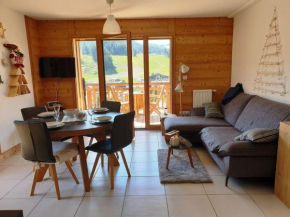 Appartement Cosy 3 pièces avec Balcon, Garage et Wi-Fi - FR-1-598-40 Les Gets